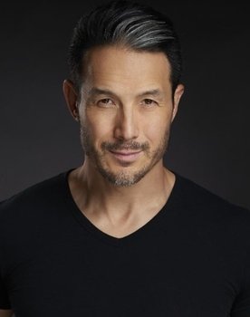 Darren E. Scott